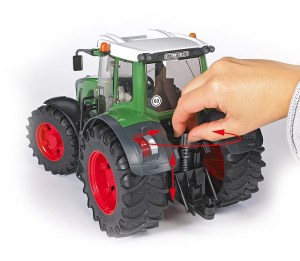 03040-fendt-vario-936-traktor-bruder-02