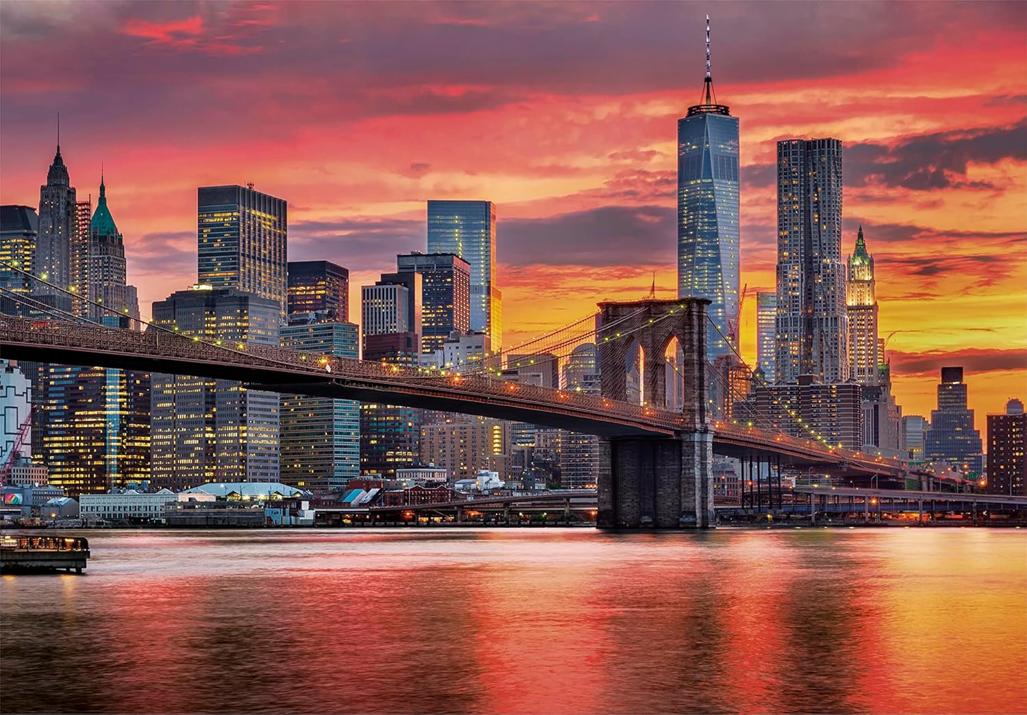 East river u sumrak, New York